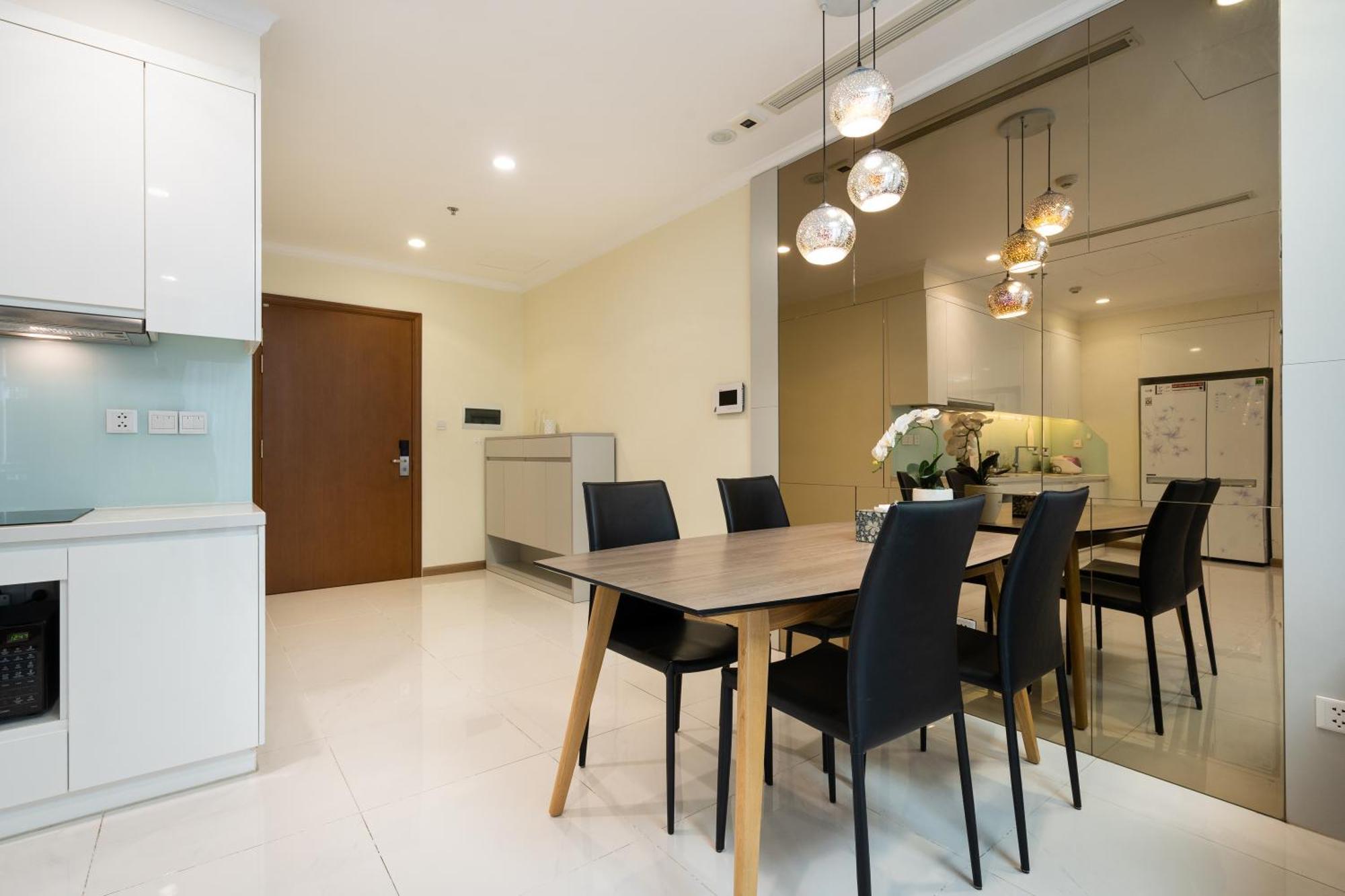 Vinhomes Saigon Premium Apartments Ho Chi Minh City Exterior photo