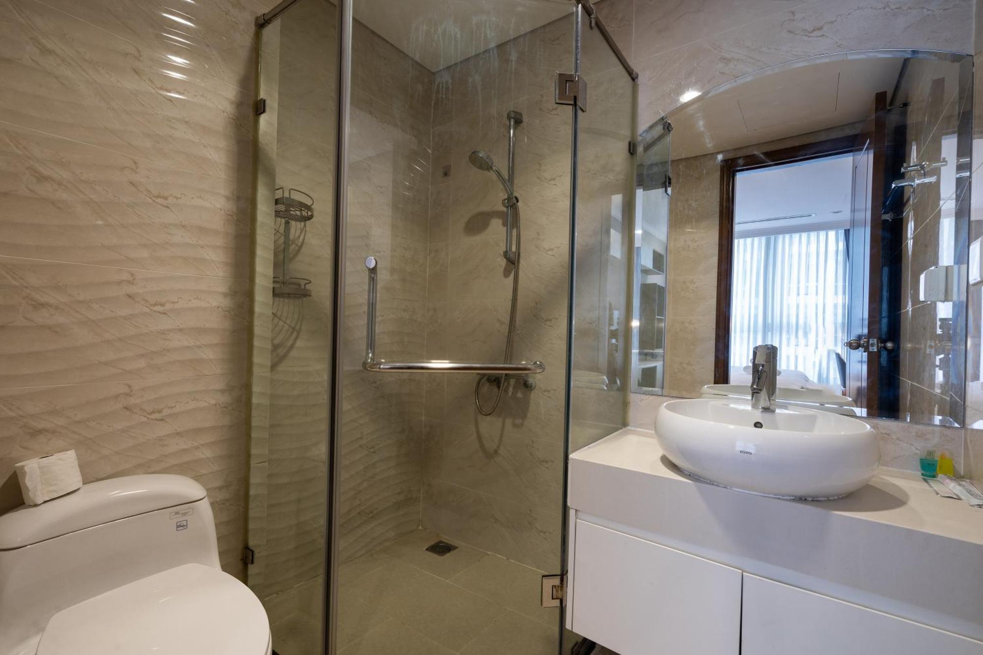 Vinhomes Saigon Premium Apartments Ho Chi Minh City Exterior photo